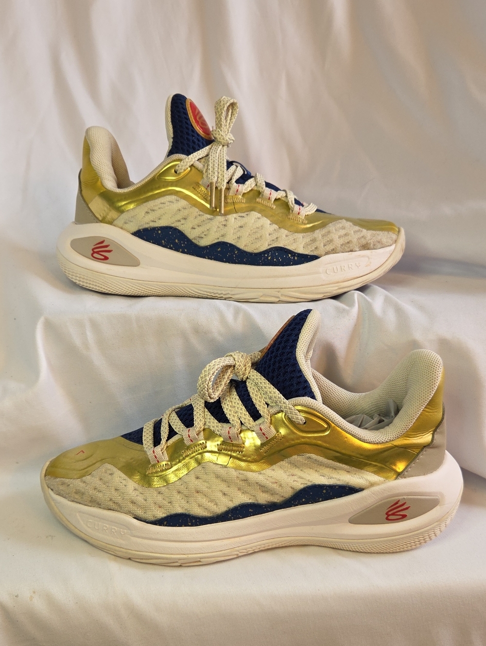 Under Armour Curry 11 "Champions Mindset" Basketball Shoes — Youth Size 4Y